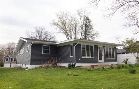 2418 Monterey Street Wooster OH 44691