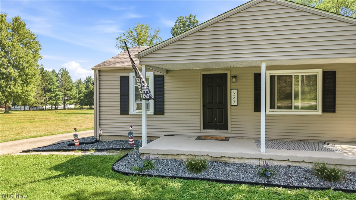 927 Warner Road SE Brookfield OH 44403