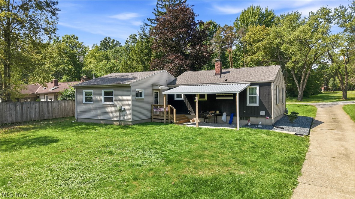 927 Warner Road SE Brookfield OH 44403