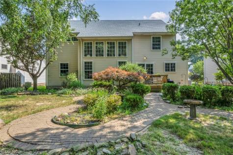 24291 Rushmore Drive Richmond Heights OH 44143
