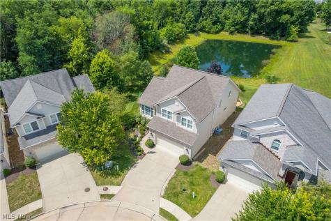 20521 Leana Court Strongsville OH 44149