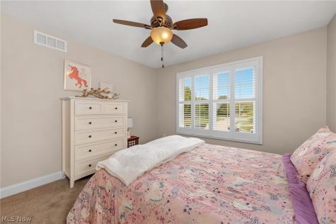 20521 Leana Court Strongsville OH 44149