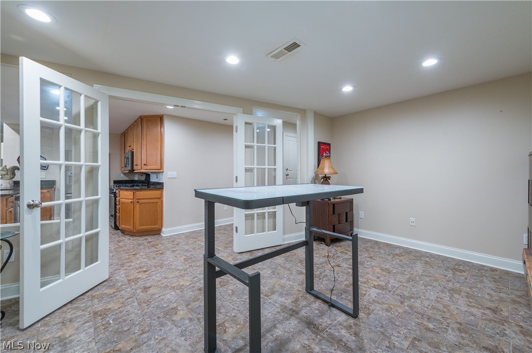 20521 Leana Court Strongsville OH 44149