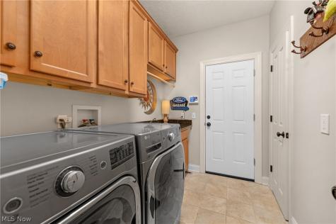 20521 Leana Court Strongsville OH 44149