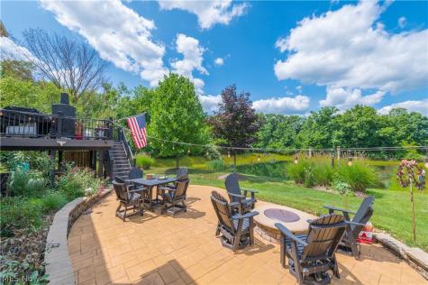20521 Leana Court Strongsville OH 44149