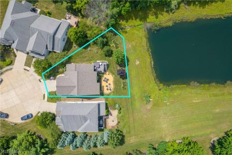 20521 Leana Court Strongsville OH 44149