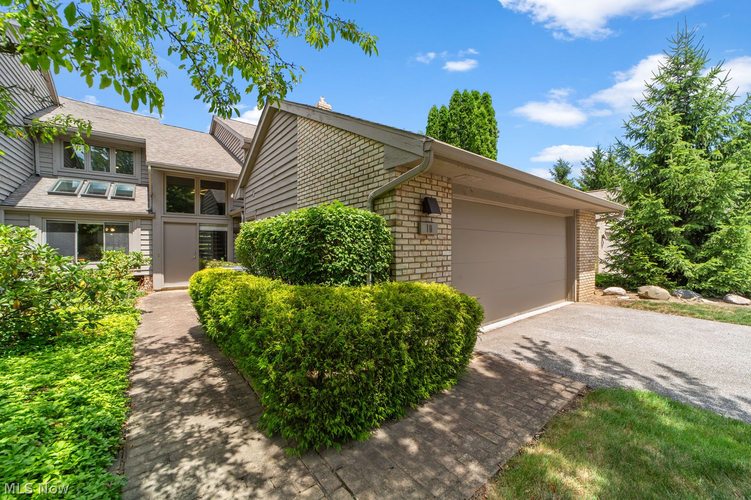 10 Nantucket Court Beachwood OH 44122