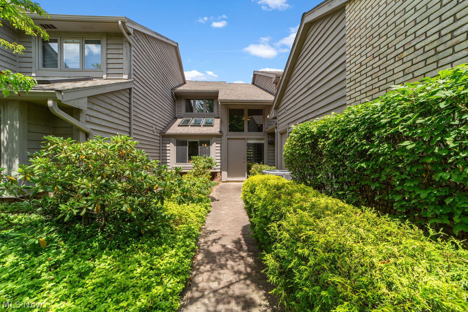 10 Nantucket Court Beachwood OH 44122
