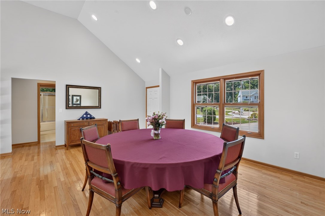 6575 Ruth Drive Seven Hills OH 44131