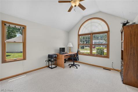 6575 Ruth Drive Seven Hills OH 44131