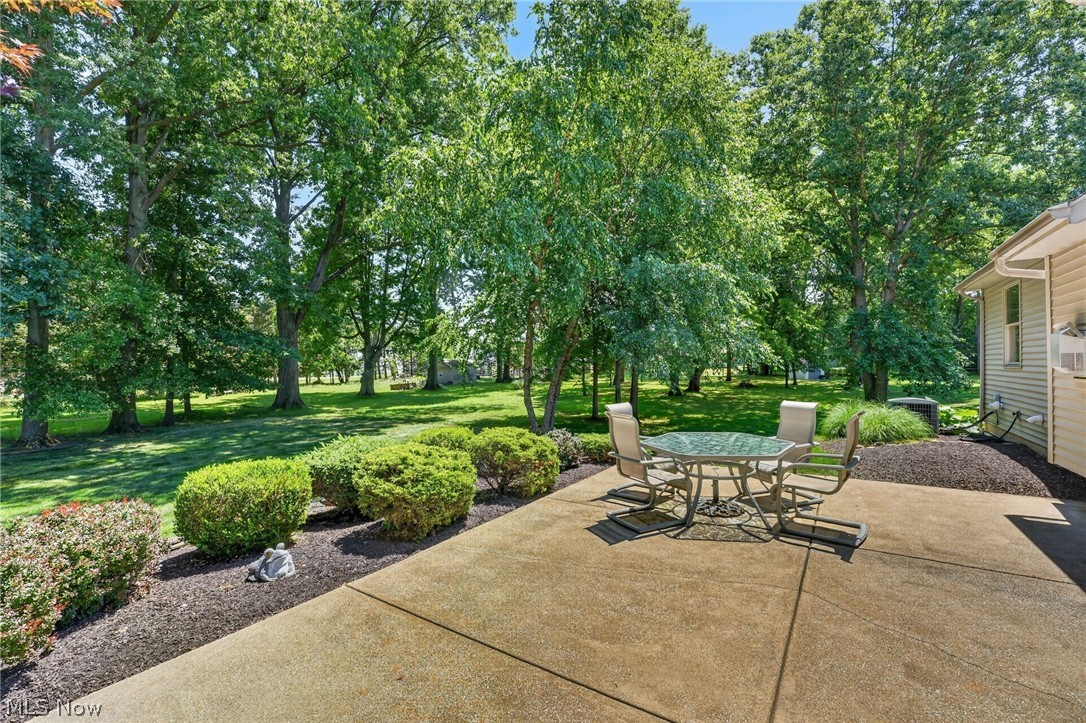 6575 Ruth Drive Seven Hills OH 44131