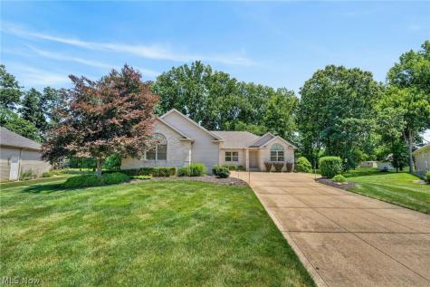 6575 Ruth Drive Seven Hills OH 44131