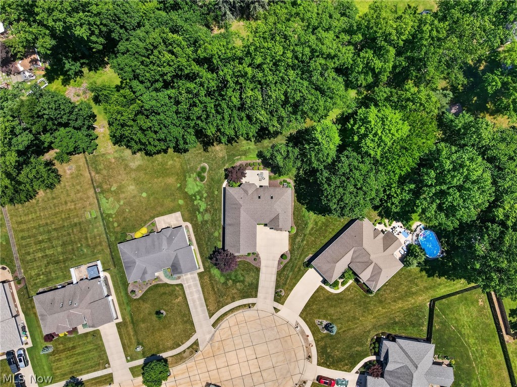 6575 Ruth Drive Seven Hills OH 44131