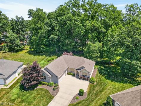 6575 Ruth Drive Seven Hills OH 44131