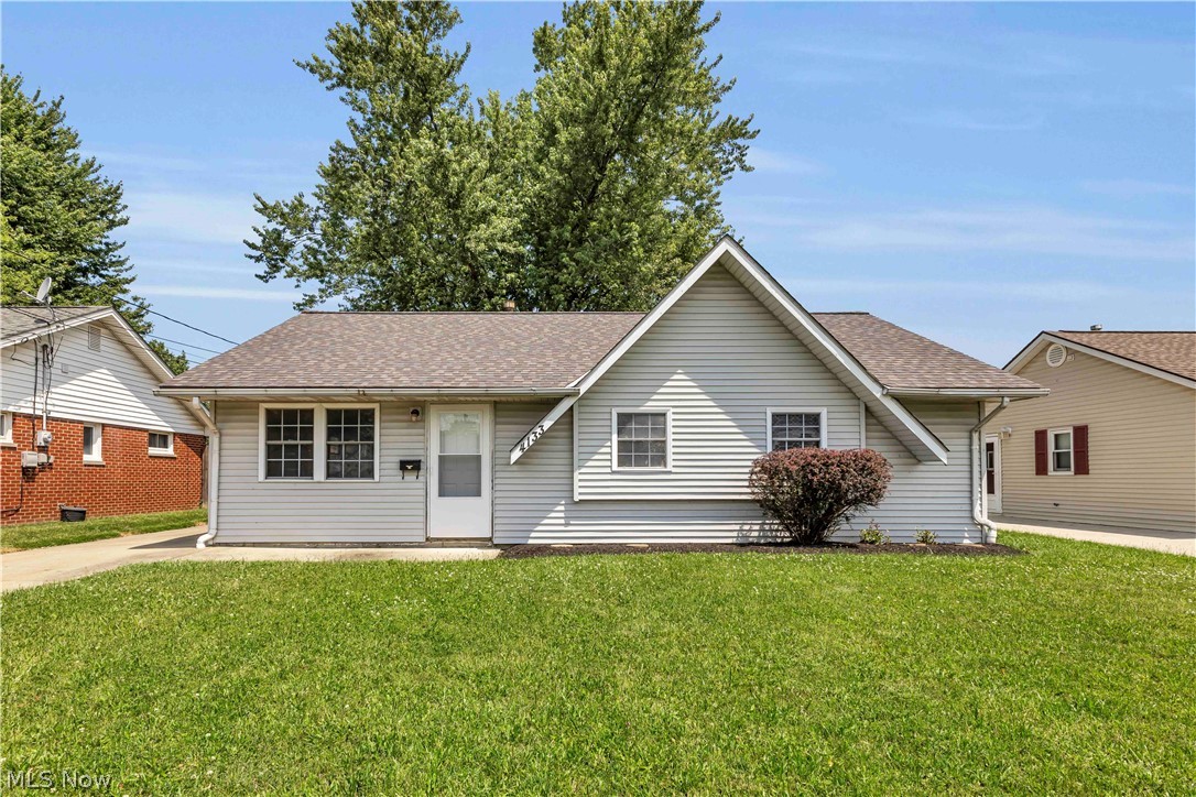 4133 Brockley Avenue Sheffield Lake OH 44054