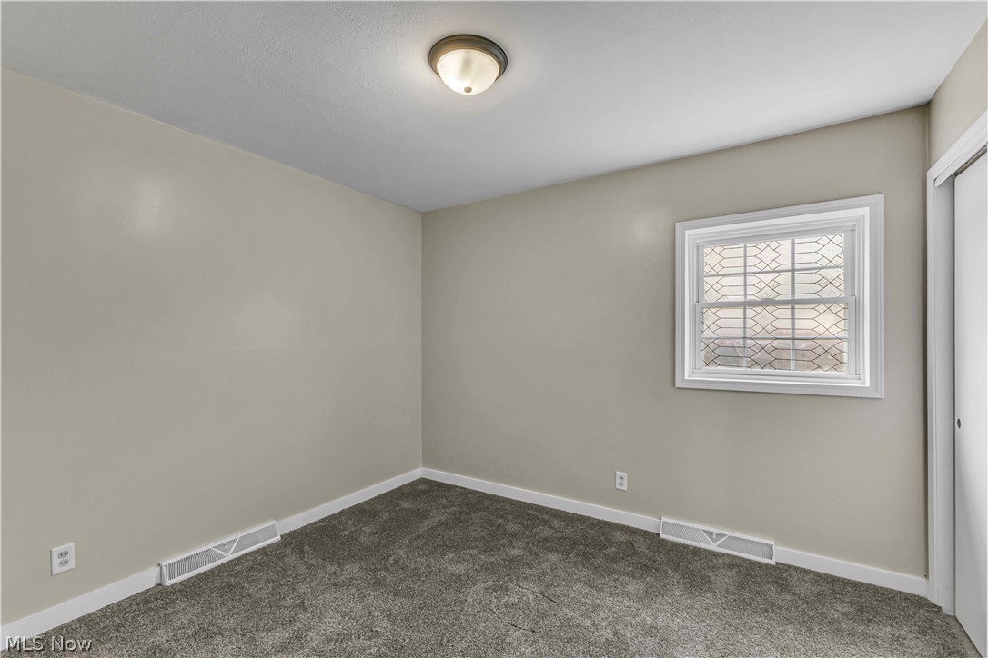 4133 Brockley Avenue Sheffield Lake OH 44054