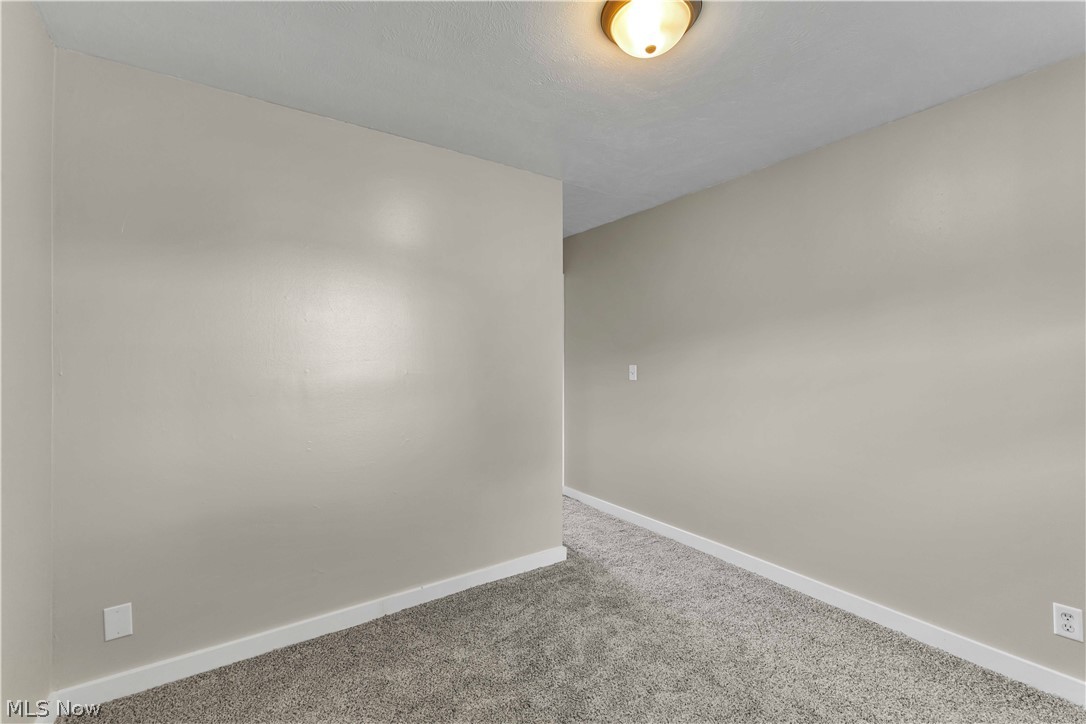 4133 Brockley Avenue Sheffield Lake OH 44054