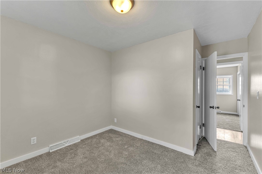 4133 Brockley Avenue Sheffield Lake OH 44054