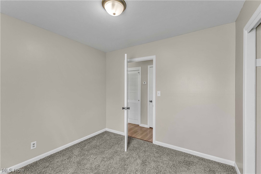 4133 Brockley Avenue Sheffield Lake OH 44054