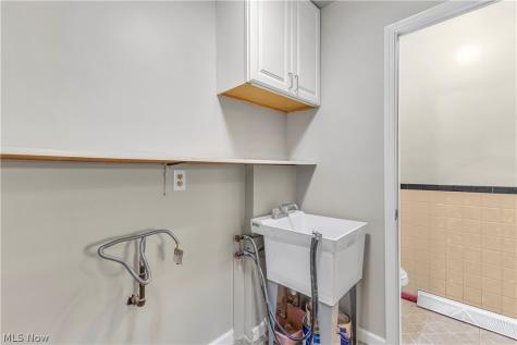 4133 Brockley Avenue Sheffield Lake OH 44054