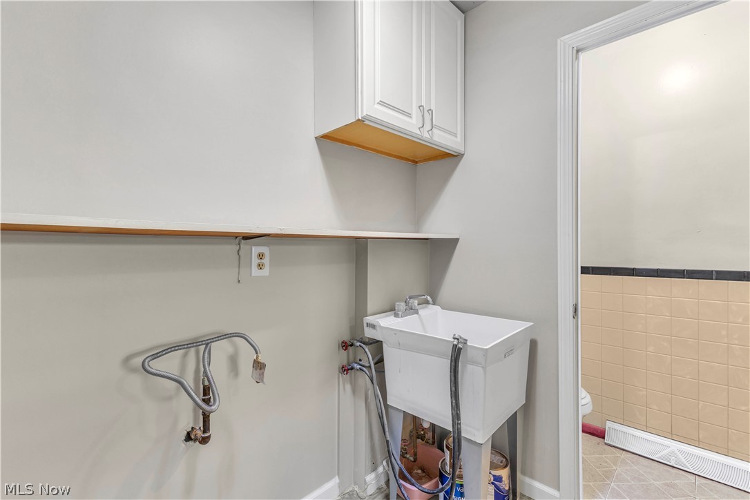 4133 Brockley Avenue Sheffield Lake OH 44054