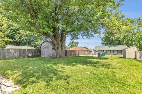4133 Brockley Avenue Sheffield Lake OH 44054