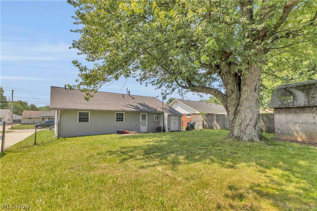 4133 Brockley Avenue Sheffield Lake OH 44054