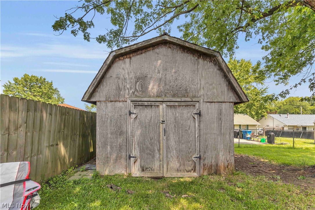 4133 Brockley Avenue Sheffield Lake OH 44054