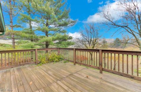 7 Choctaw Trail Malvern OH 44644