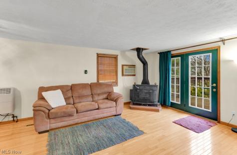7 Choctaw Trail Malvern OH 44644