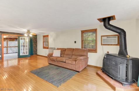 7 Choctaw Trail Malvern OH 44644