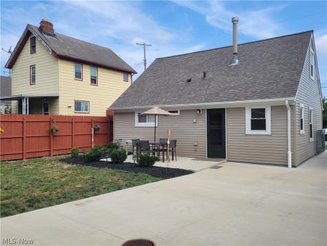 12509 Hirst Avenue Cleveland OH 44135