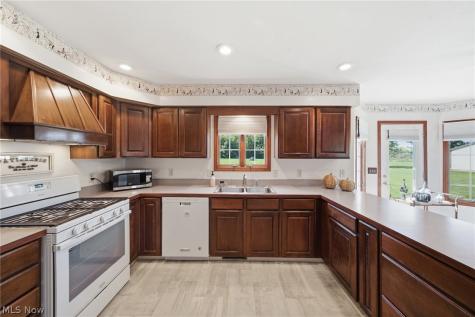 8720 Bechtel Road Elyria OH 44035