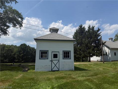 5559 Mccormick Road Ravenna OH 44266