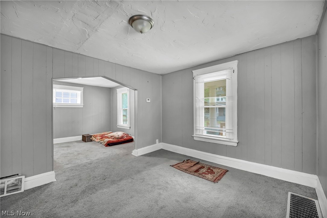 12822 Ferris Avenue Cleveland OH 44105