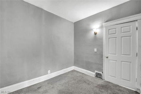 12822 Ferris Avenue Cleveland OH 44105