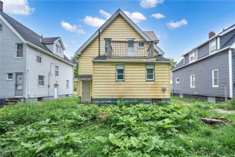 12822 Ferris Avenue Cleveland OH 44105