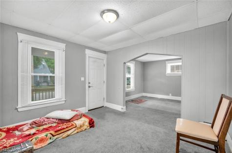 12822 Ferris Avenue Cleveland OH 44105