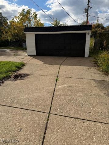 16120 Harvard Avenue Cleveland OH 44128