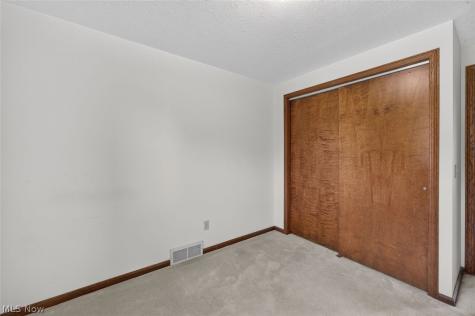 517 Concord Street NW Massillon OH 44646