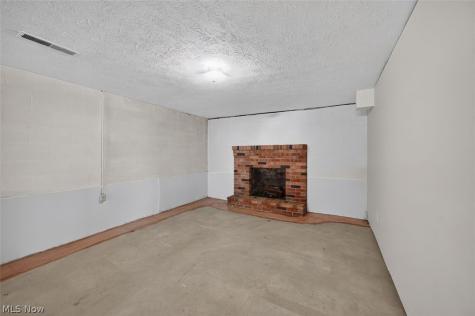 517 Concord Street NW Massillon OH 44646
