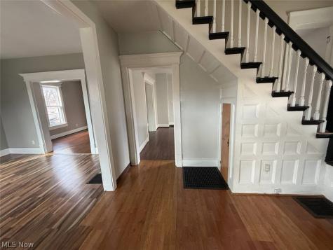 2329 Winfield Way NE Canton OH 44705