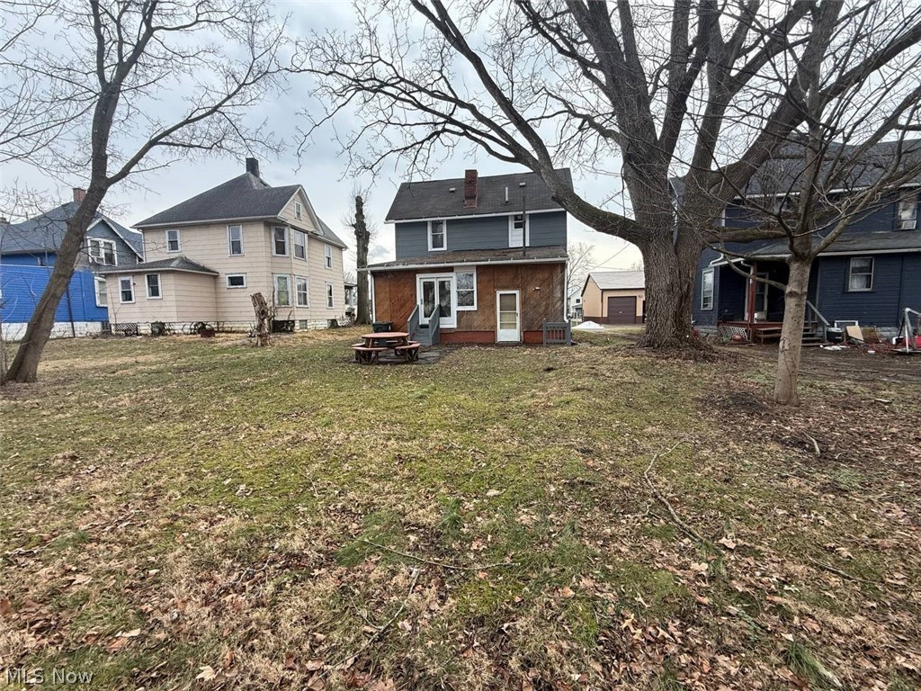 2329 Winfield Way NE Canton OH 44705