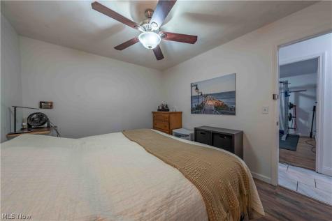 303 Erieview Boulevard Sheffield Lake OH 44054