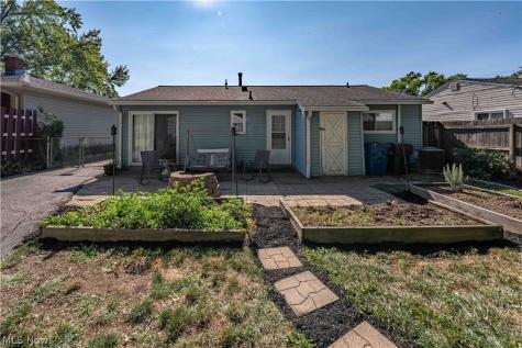 303 Erieview Boulevard Sheffield Lake OH 44054