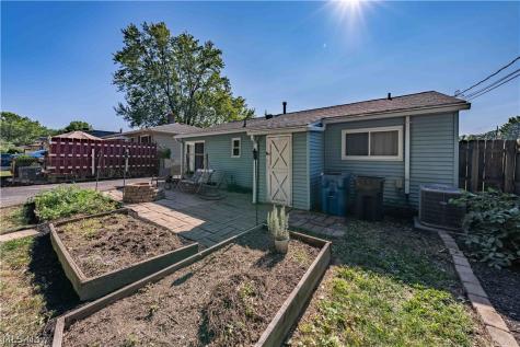 303 Erieview Boulevard Sheffield Lake OH 44054