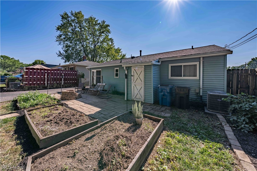303 Erieview Boulevard Sheffield Lake OH 44054