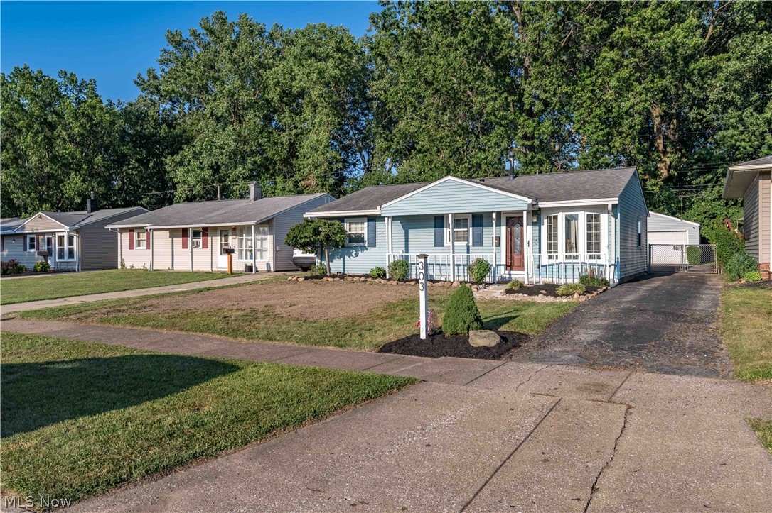 303 Erieview Boulevard Sheffield Lake OH 44054