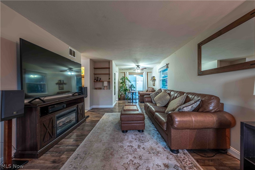 303 Erieview Boulevard Sheffield Lake OH 44054