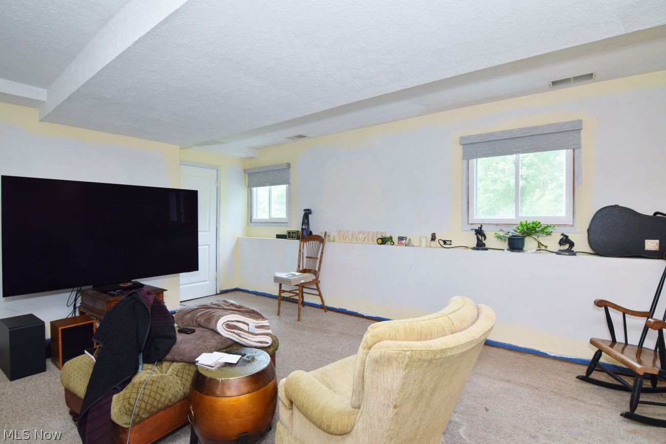 18660 Thorpe Road Chagrin Falls OH 44023